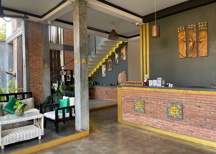 Apsara Greenland Boutique &